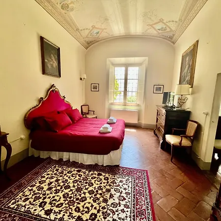 With Exclusive Garden In Rignano, Tuscany Villa