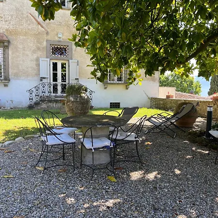 With Exclusive Garden In Rignano, Tuscany Villa *